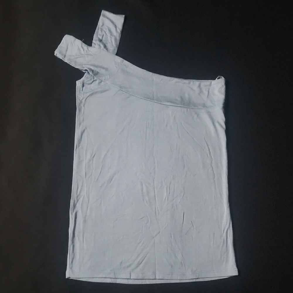One-Shoulder Top - Picture 4 of 5